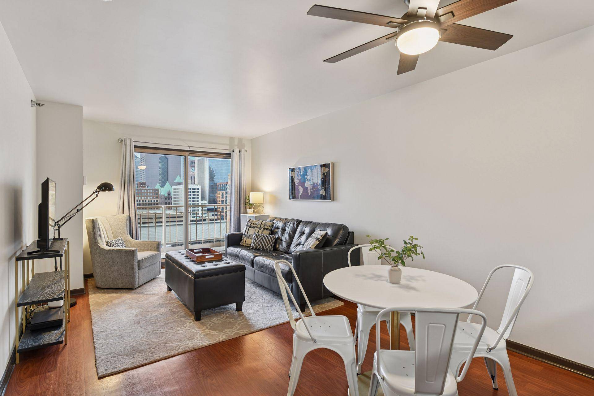 Minneapolis, MN 55401,401 S 1st ST #1104