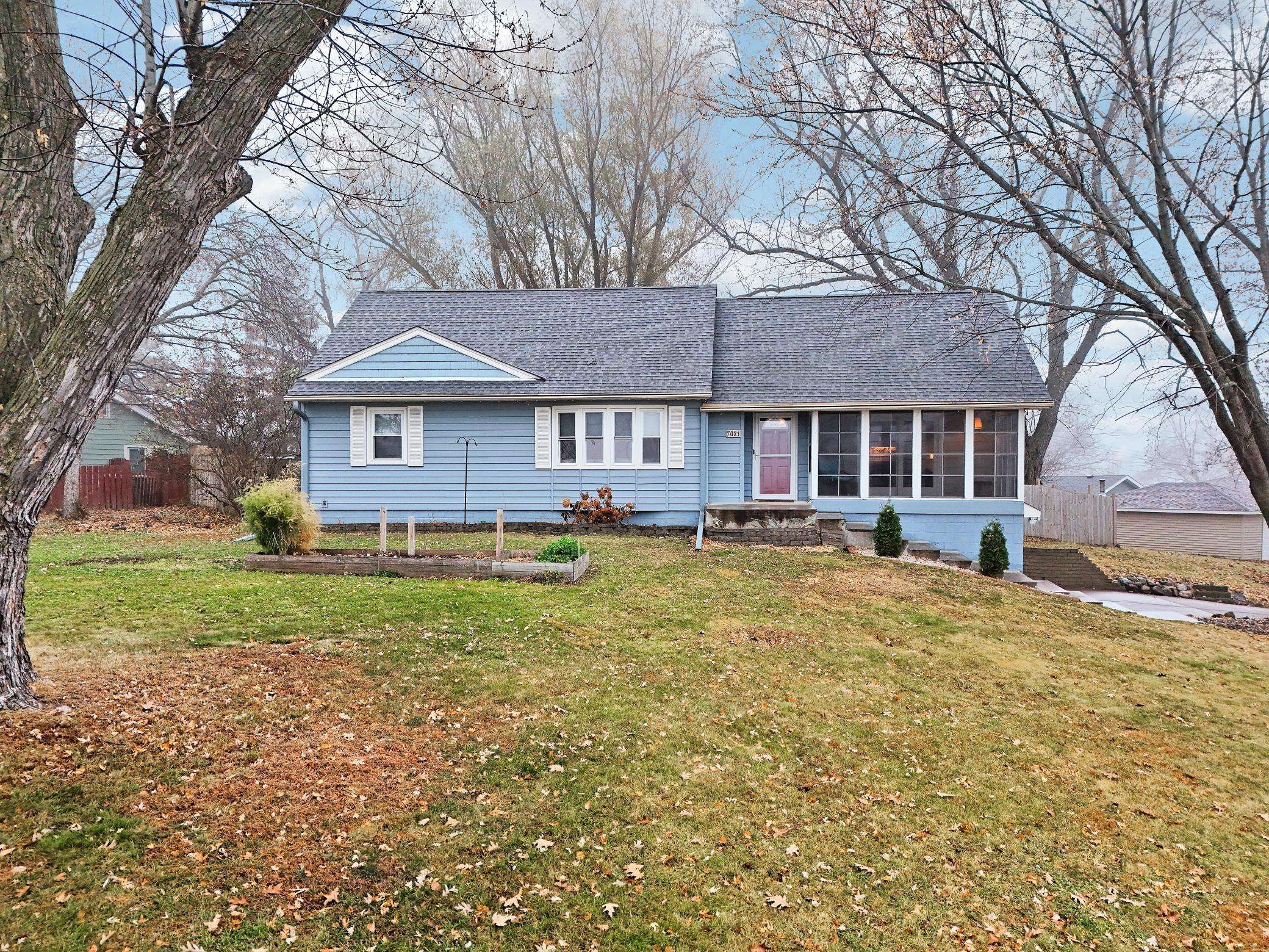 Crystal, MN 55427,7021 34th AVE N