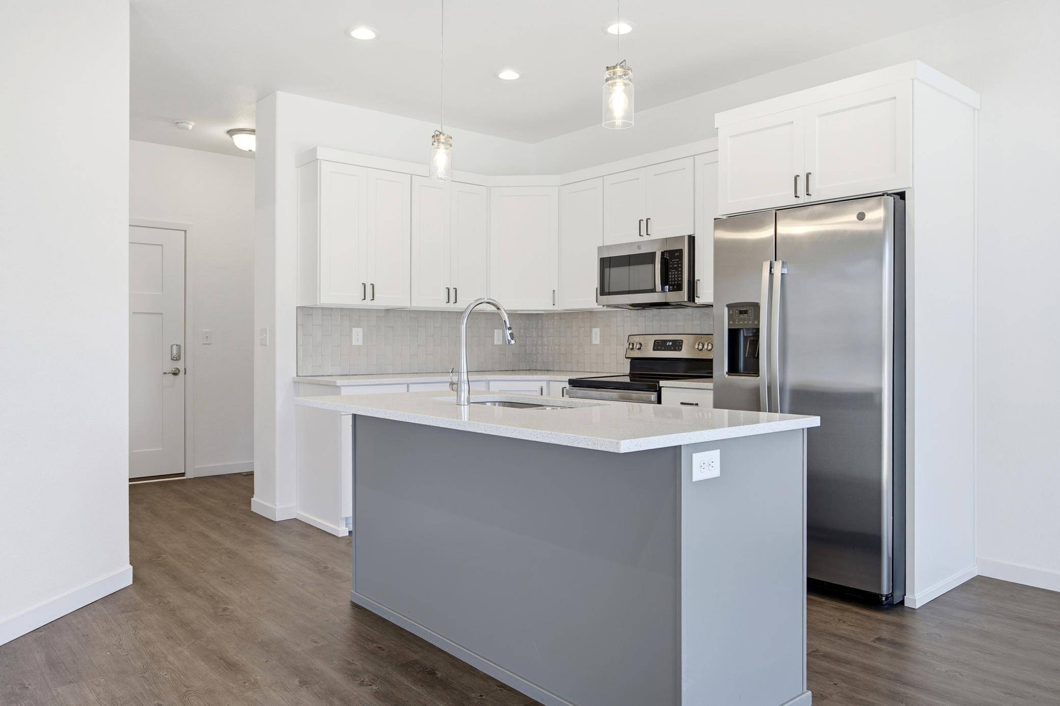 Moorhead, MN 56560,3615 17th ST S