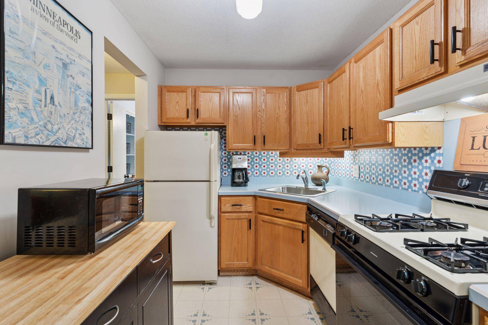 Saint Louis Park, MN 55416,4860 Park Commons DR #205