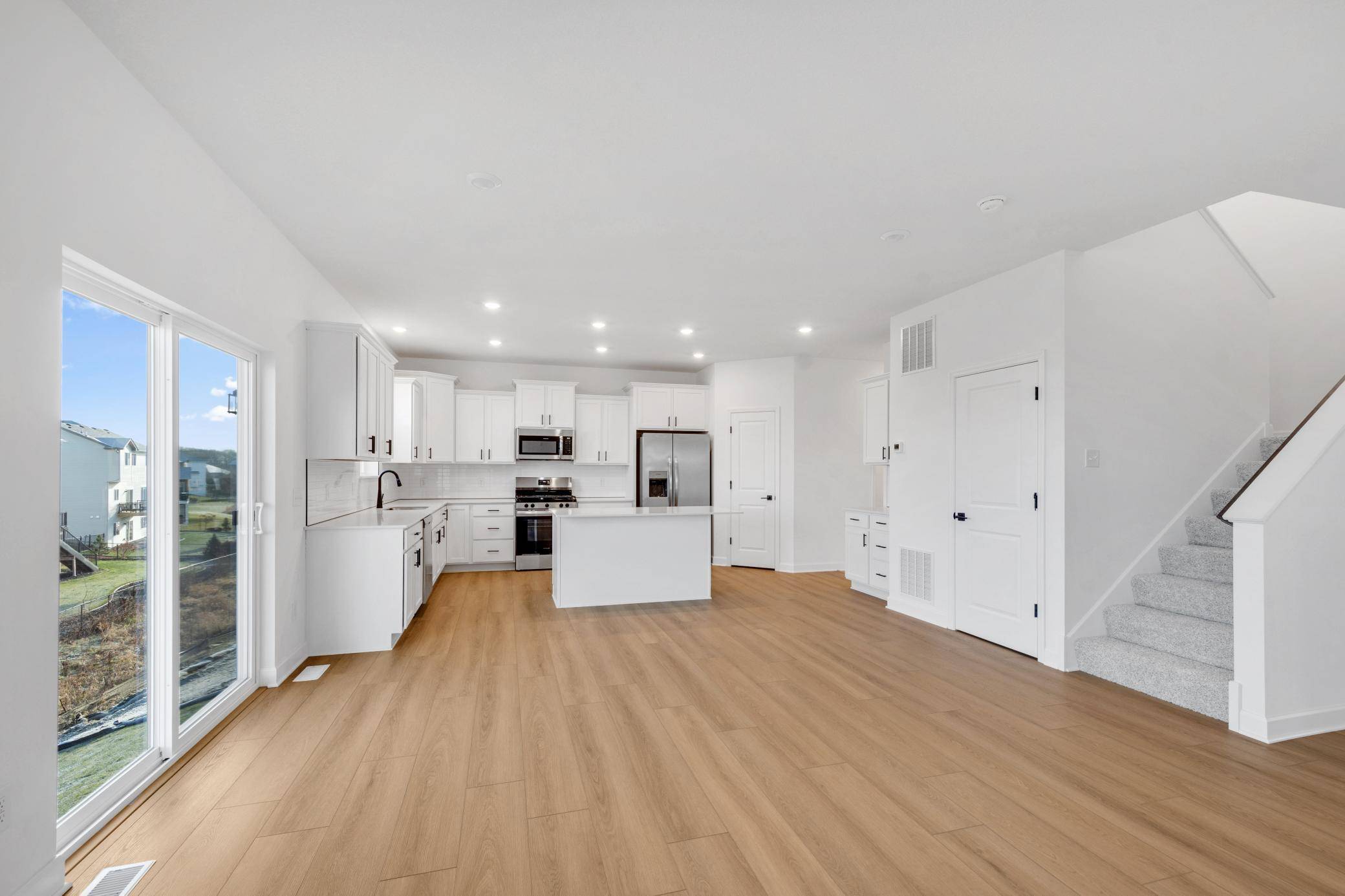 Hanover, MN 55341,1048 Ashbury LN NE