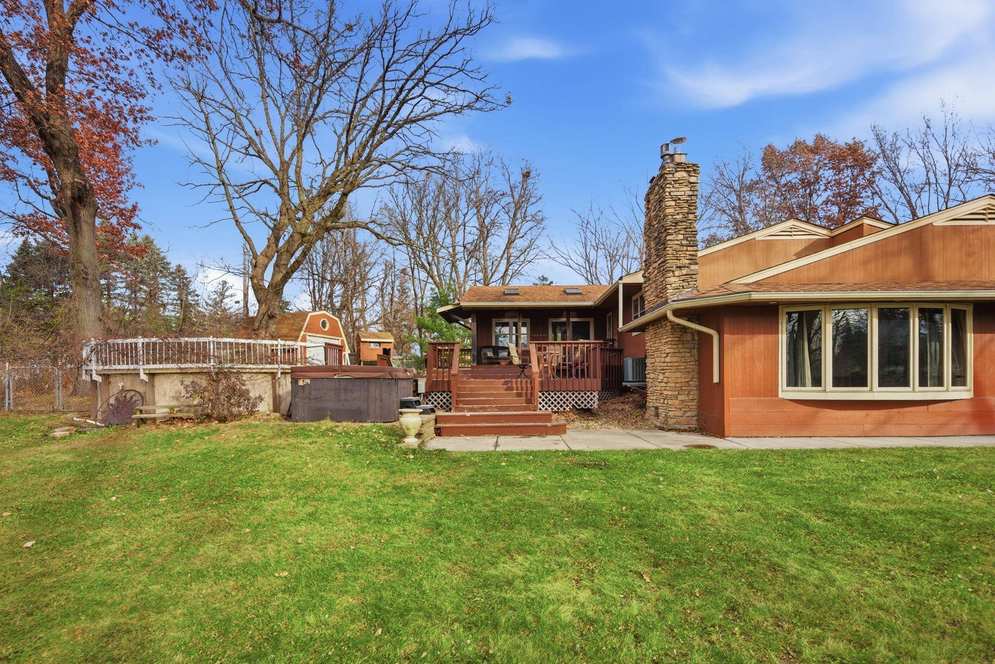 White Bear Twp, MN 55110,2455 Taylor AVE