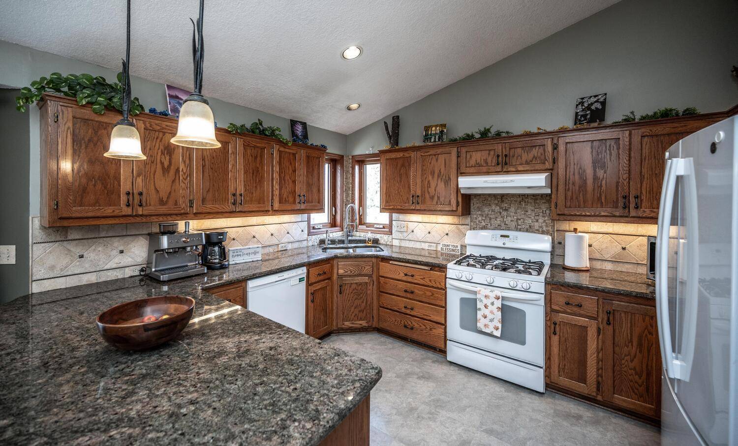 Savage, MN 55378,13632 Princeton CIR