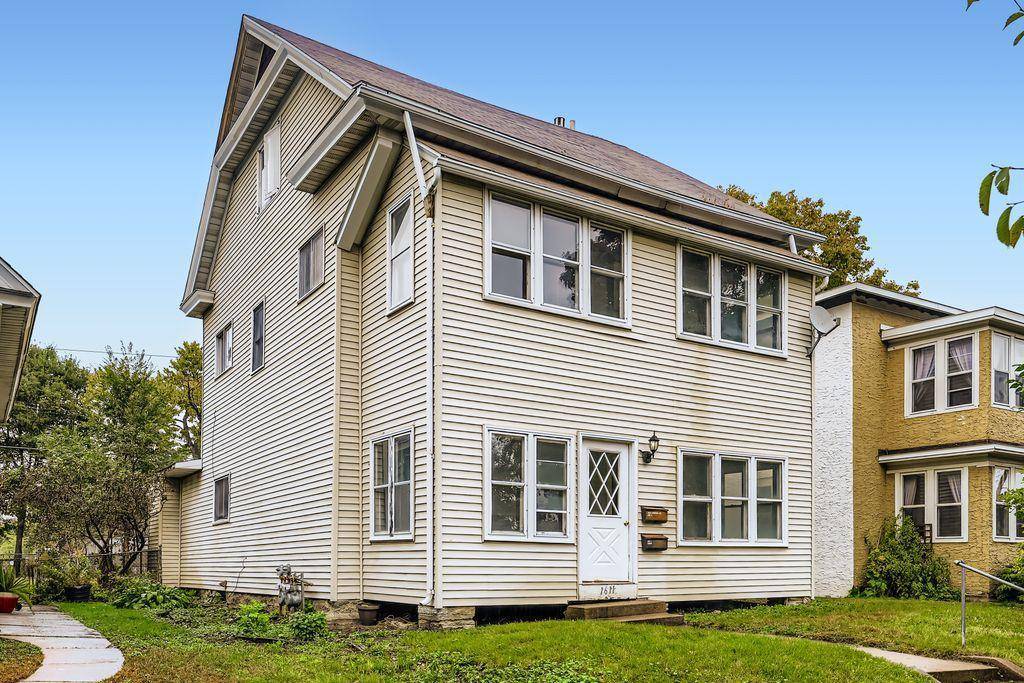 Saint Paul, MN 55104,1611 Carroll AVE