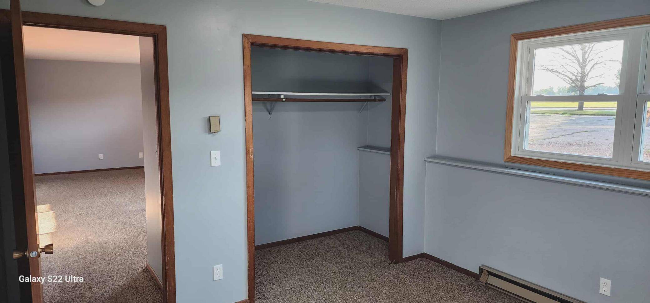 Spicer, MN 56288,102 Lake AVE S #4