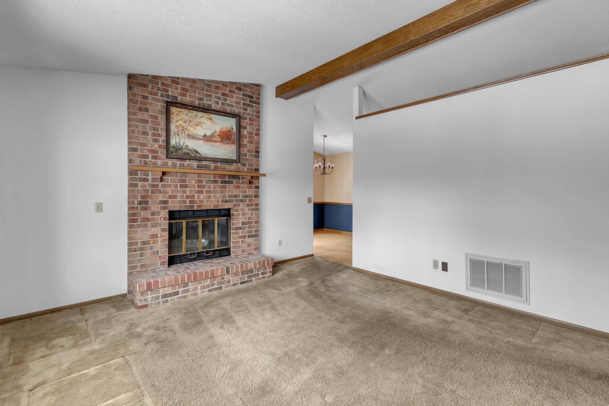 Brooklyn Park, MN 55444,8339 Thomas CT N