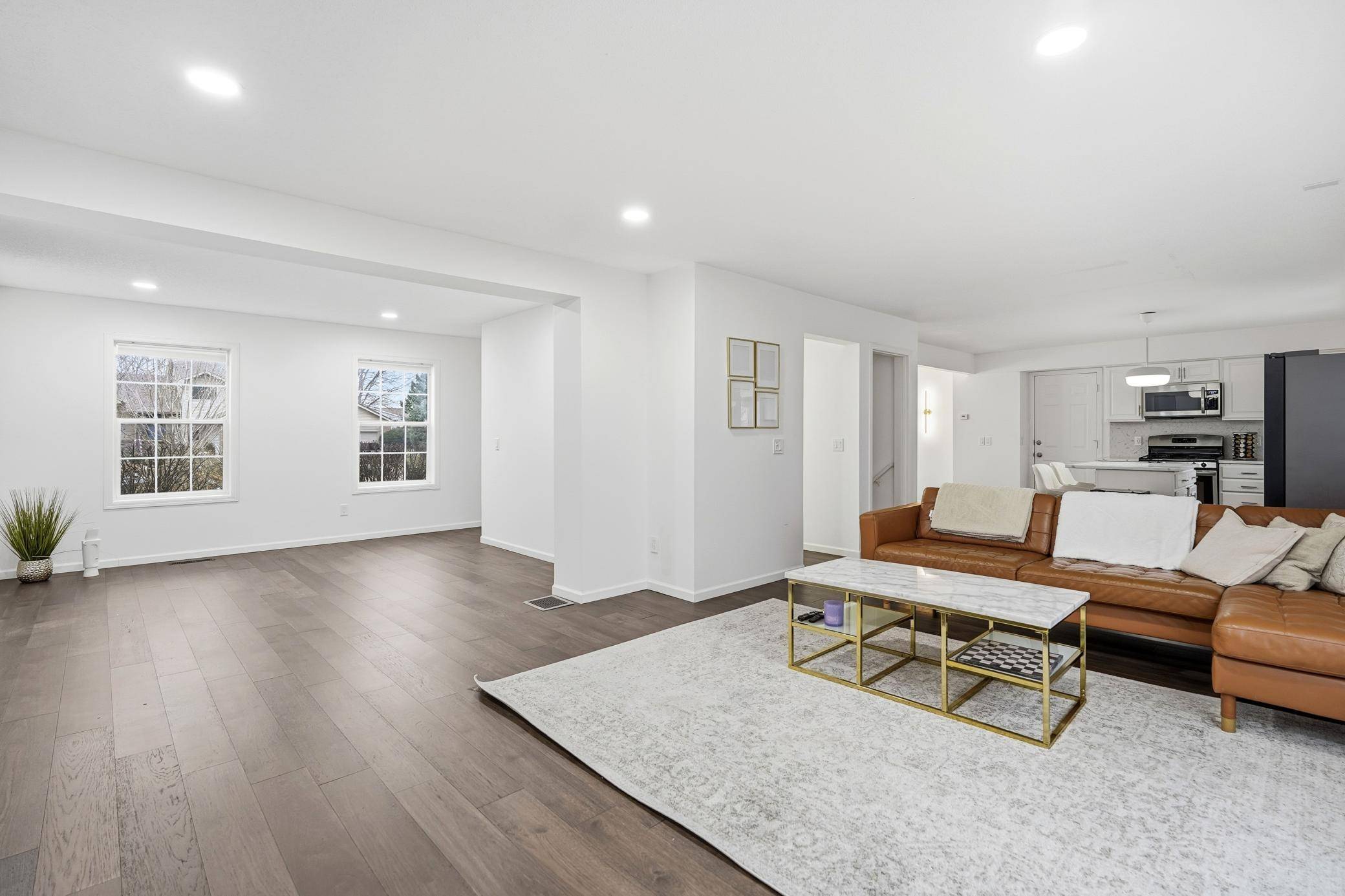 Shakopee, MN 55379,1673 Parkway AVE