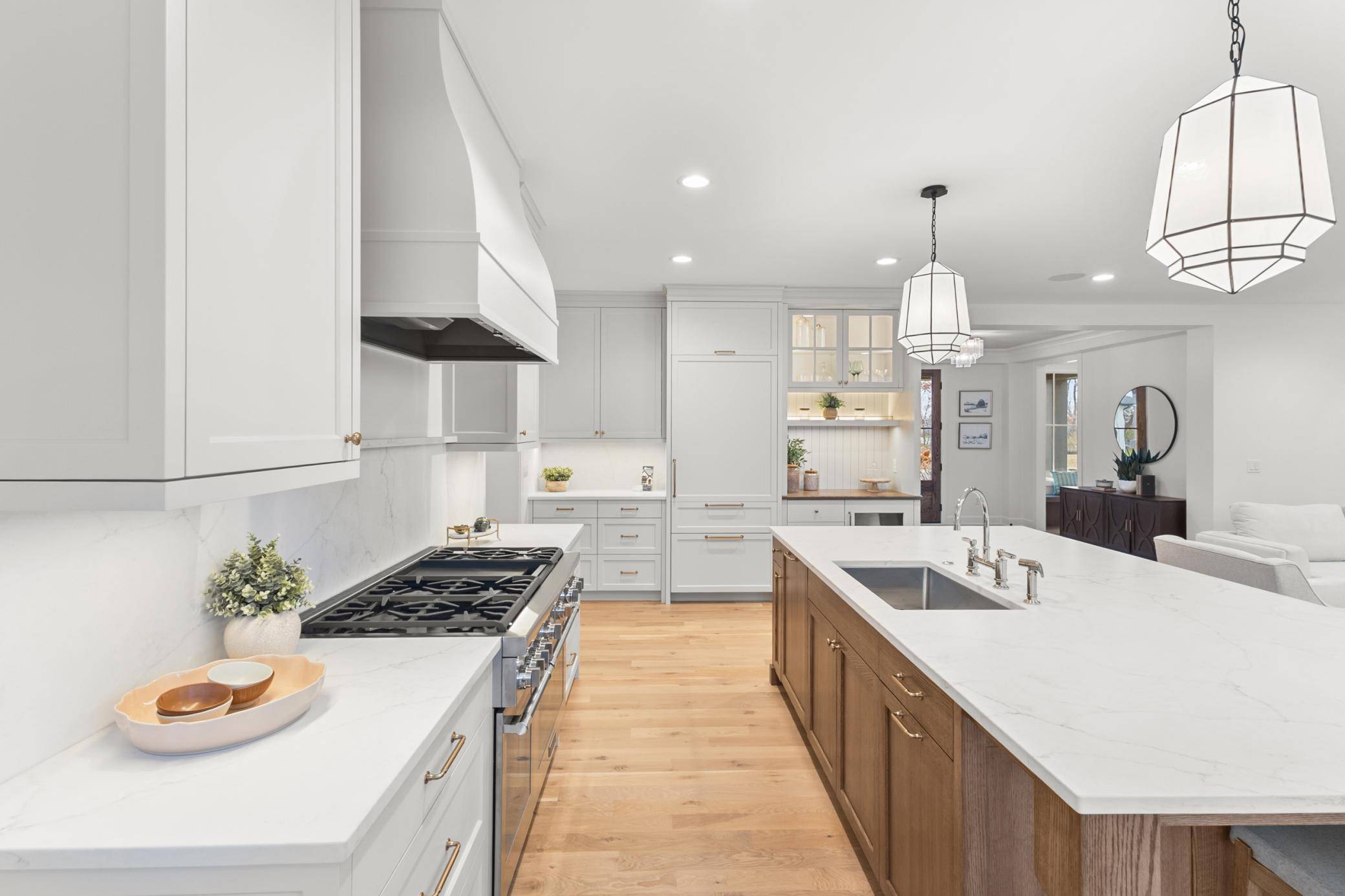 Medina, MN 55340,734 Shawnee Woods RD