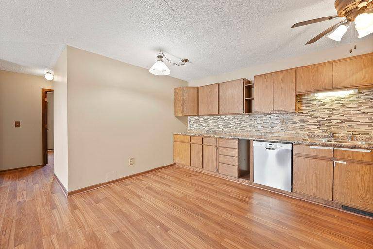 Oakdale, MN 55128,1707 Hallmark AVE N