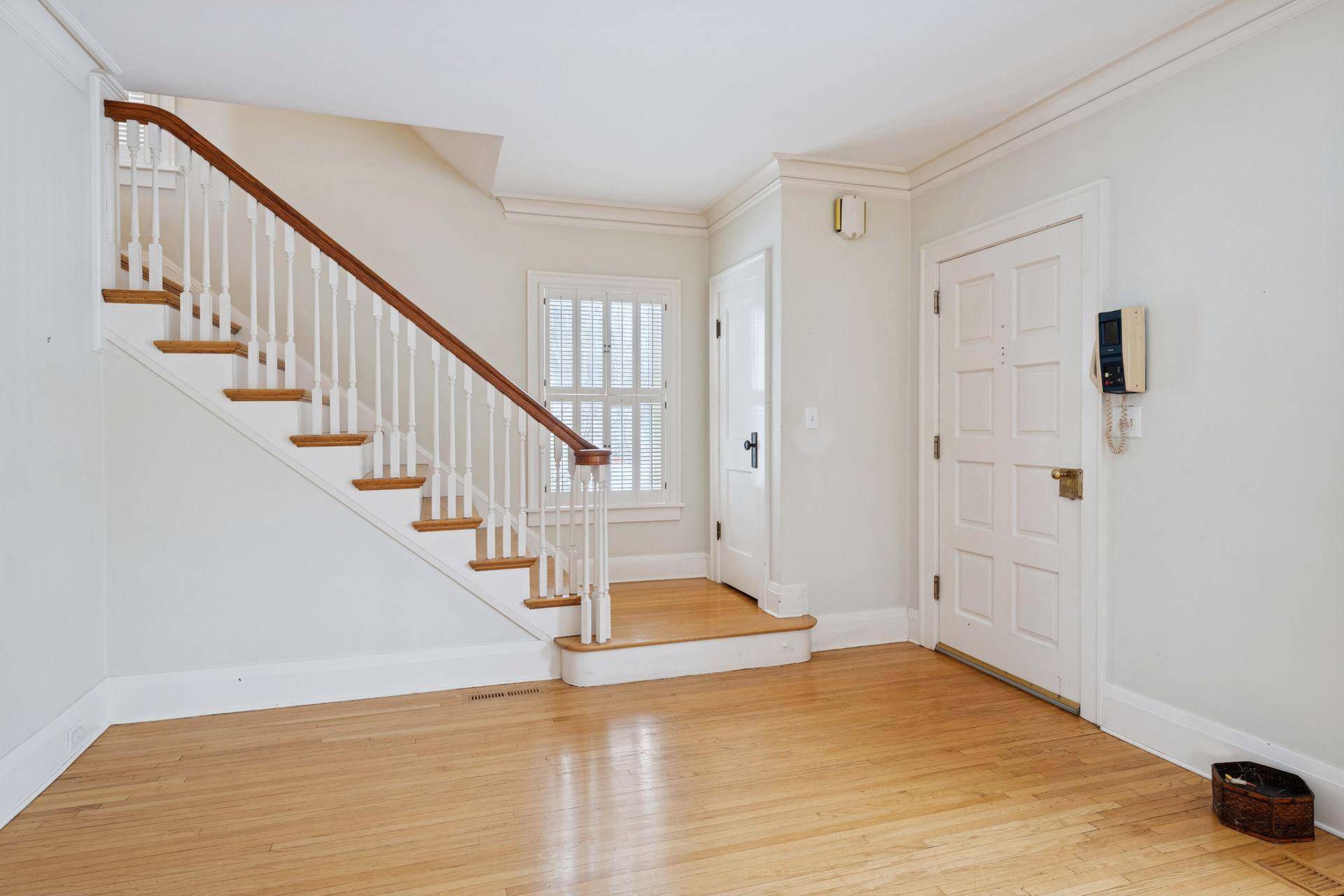 Edina, MN 55416,4017 Morningside RD