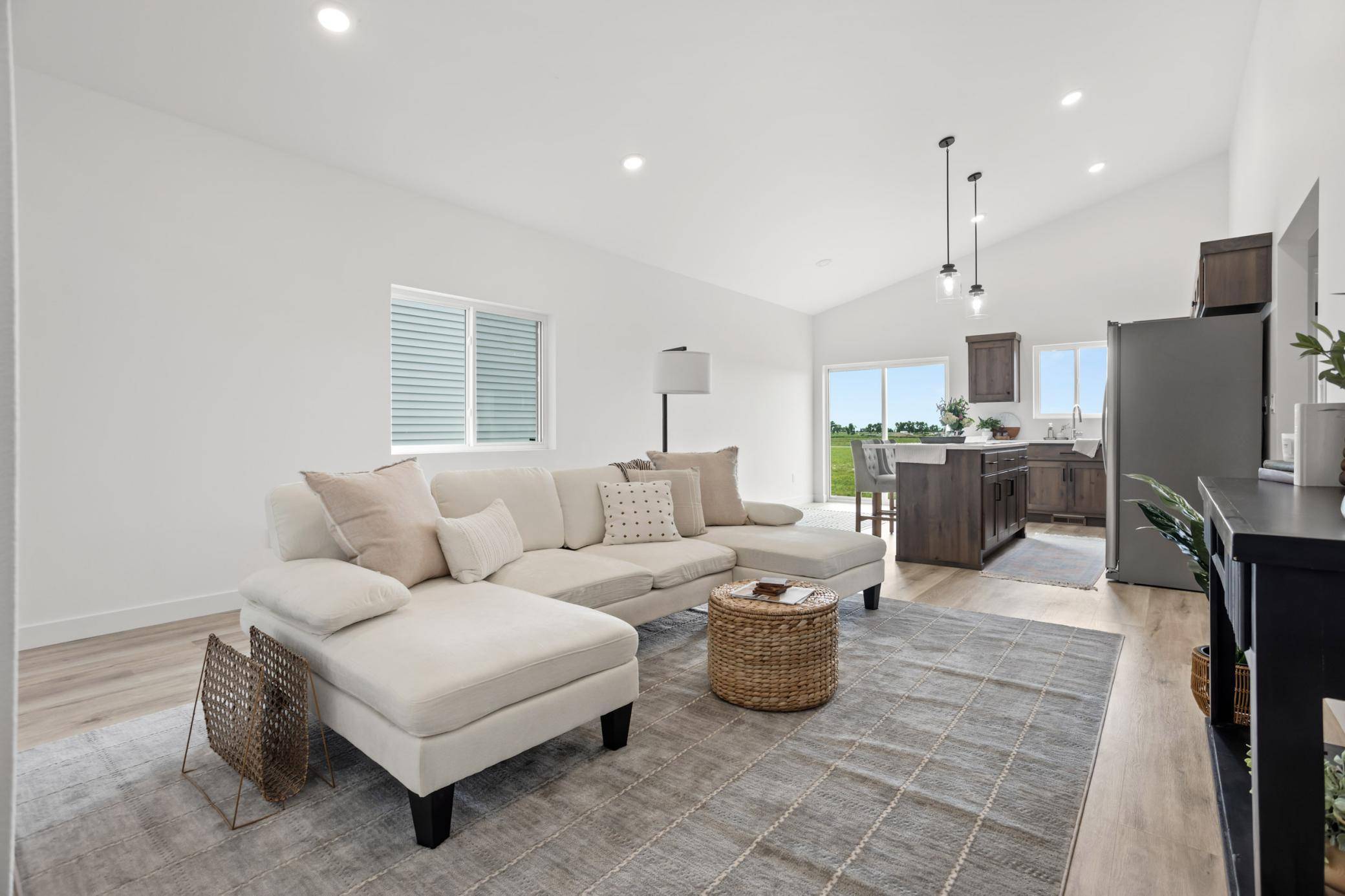 Moorhead, MN 56560,2533 38th AVE S