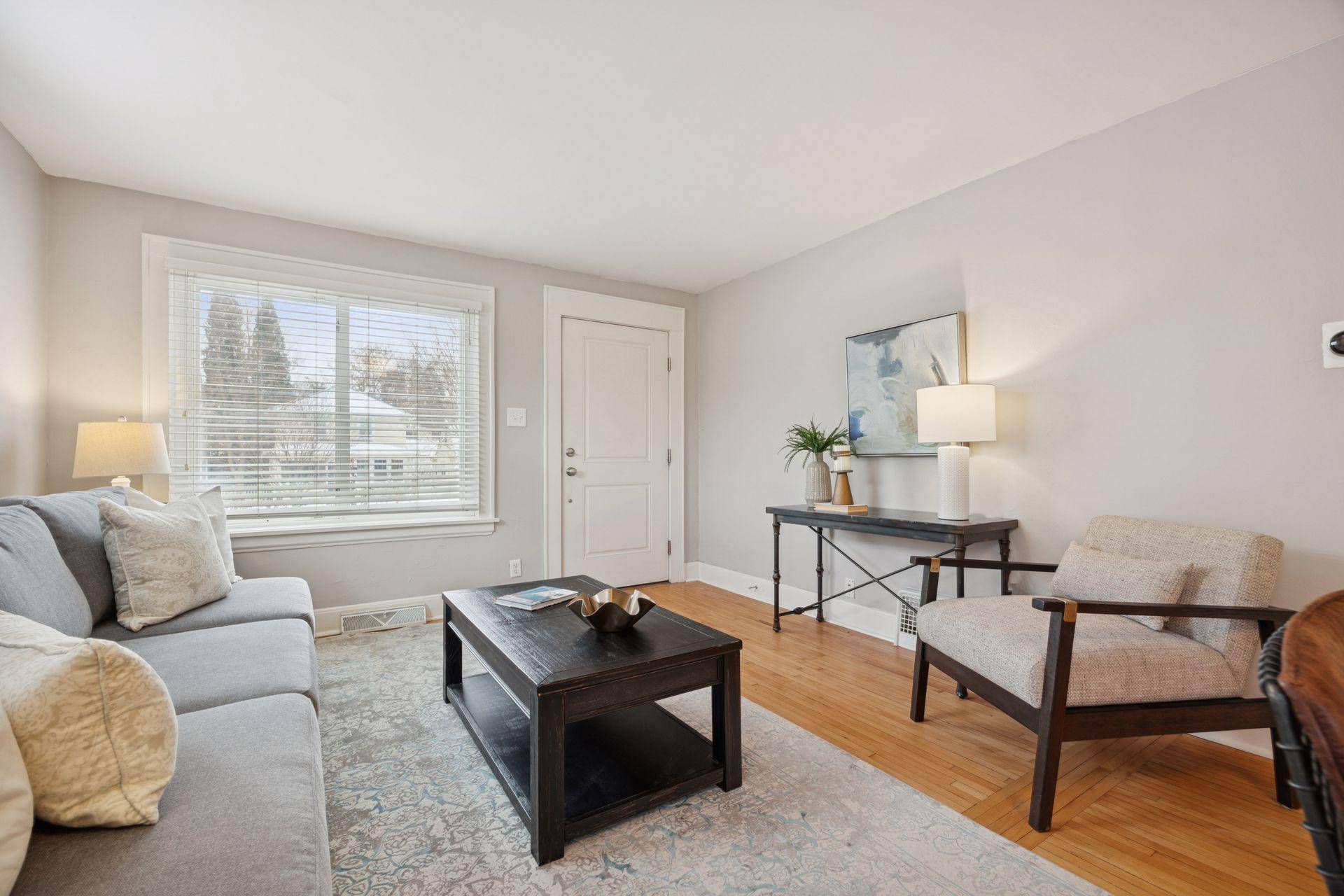 Saint Paul, MN 55116,1275 Niles AVE