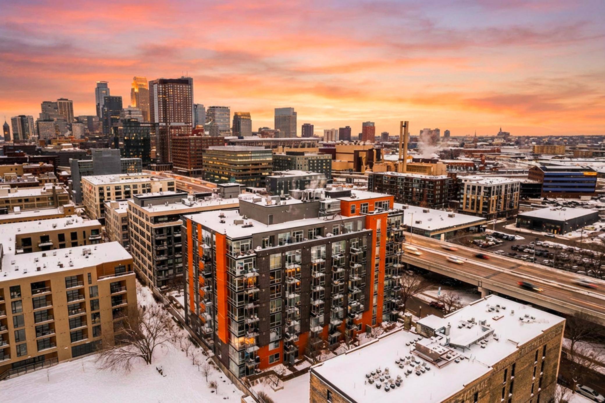 Minneapolis, MN 55401,730 N 4th ST #412