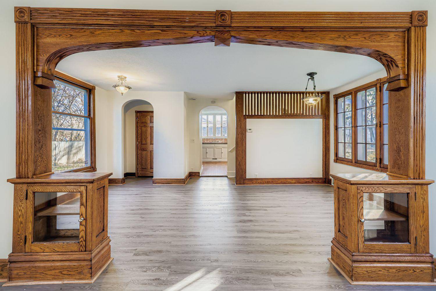 Saint Paul, MN 55106,988 Reaney AVE