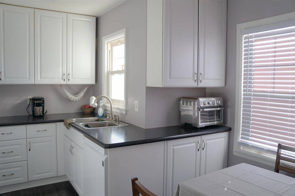 Duluth, MN 55804,4315 E Superior ST