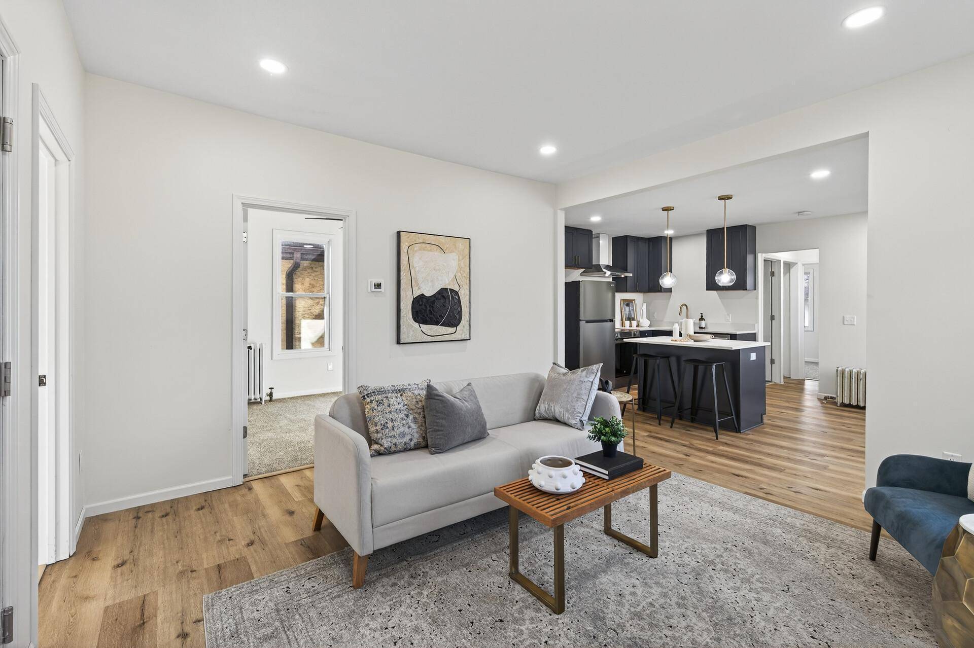 Minneapolis, MN 55413,1730 5th ST NE