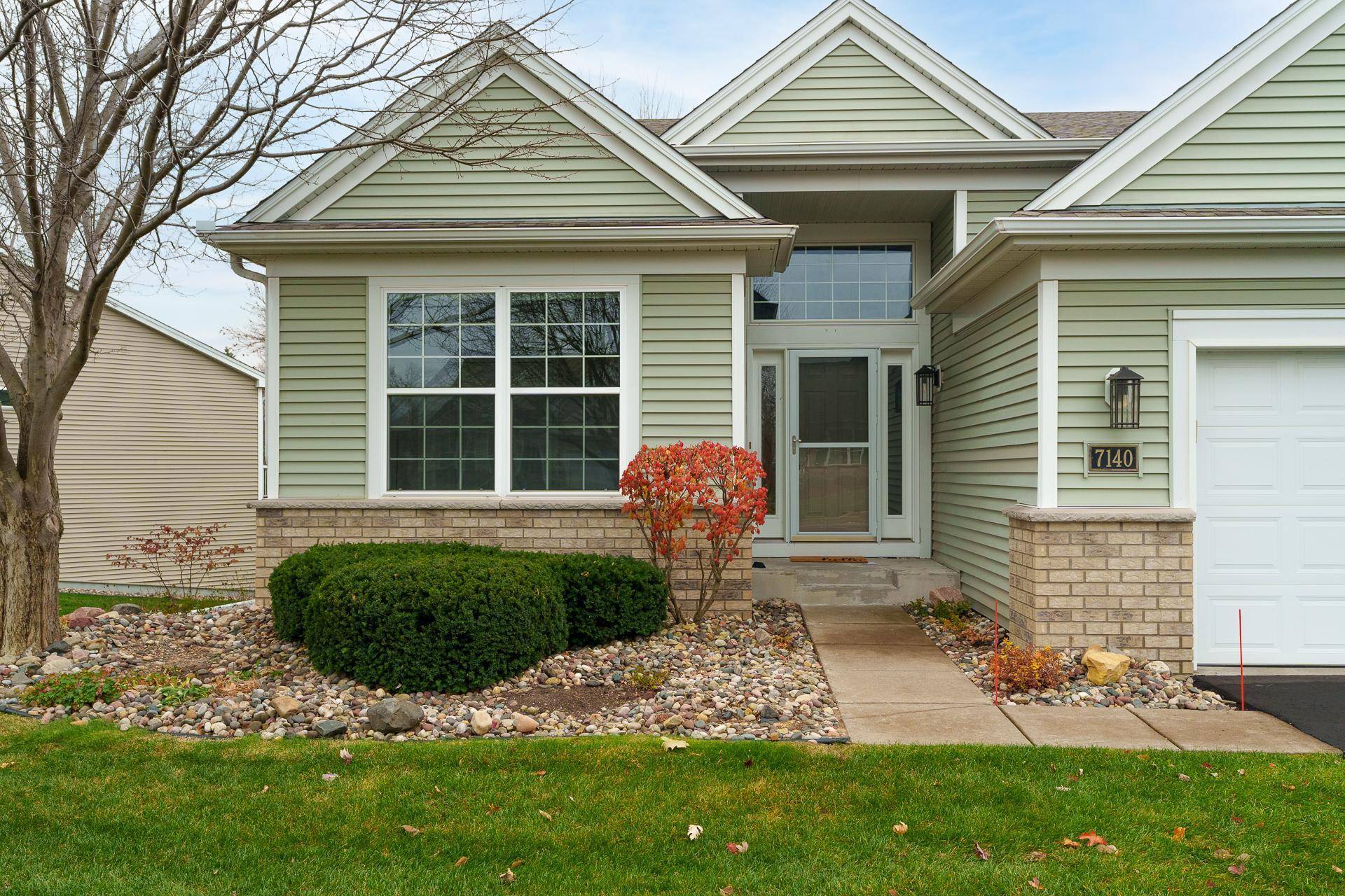 Woodbury, MN 55125,7140 Newbury PL