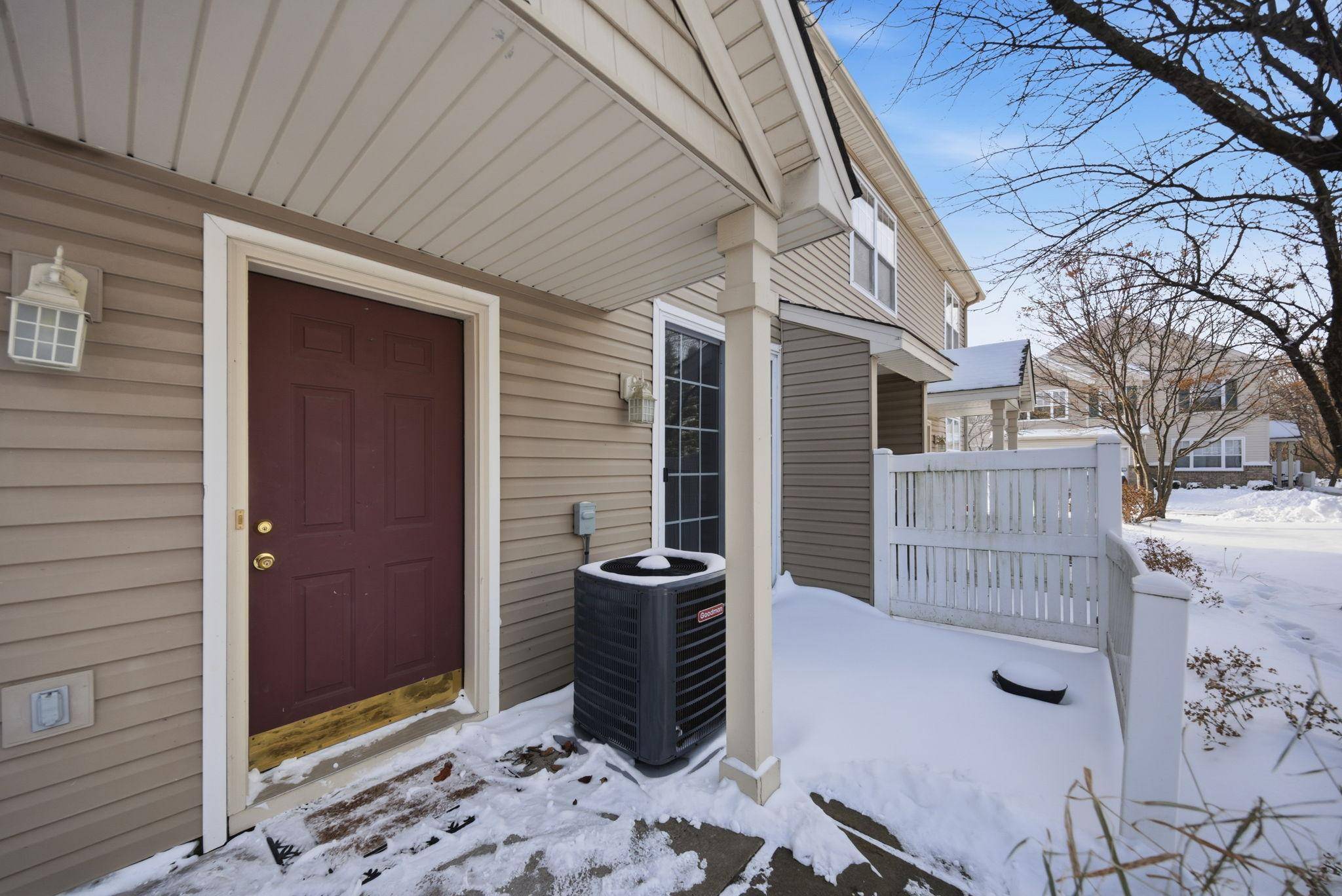 Maple Grove, MN 55311,9245 Holly LN N