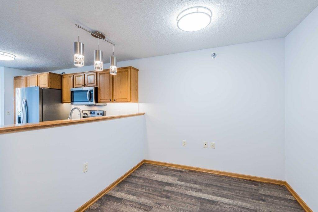 Prior Lake, MN 55372,16154 Main AVE SE #212