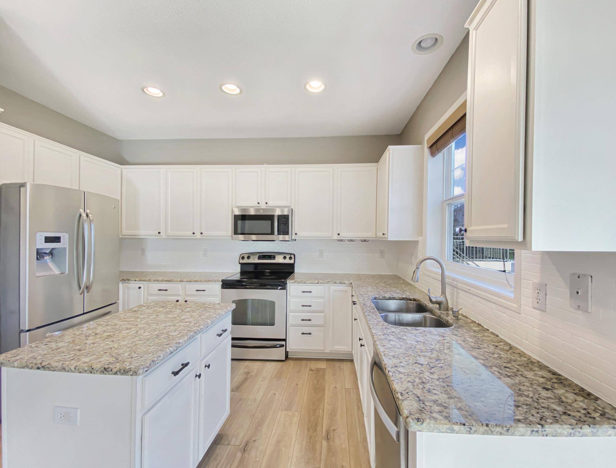 Chaska, MN 55318,2397 Molnau CT