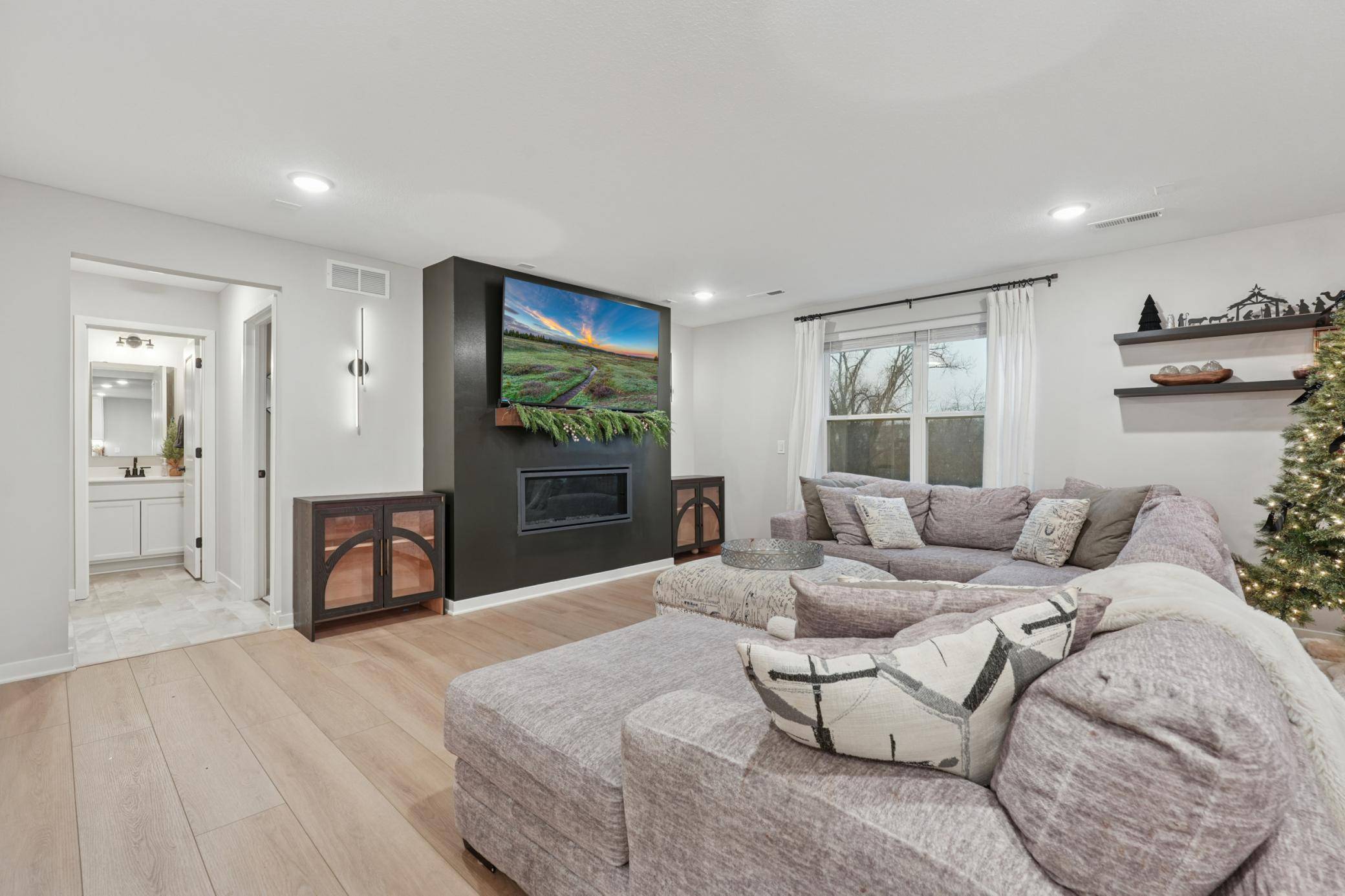 Cottage Grove, MN 55016,6219 Highland Hills LN S