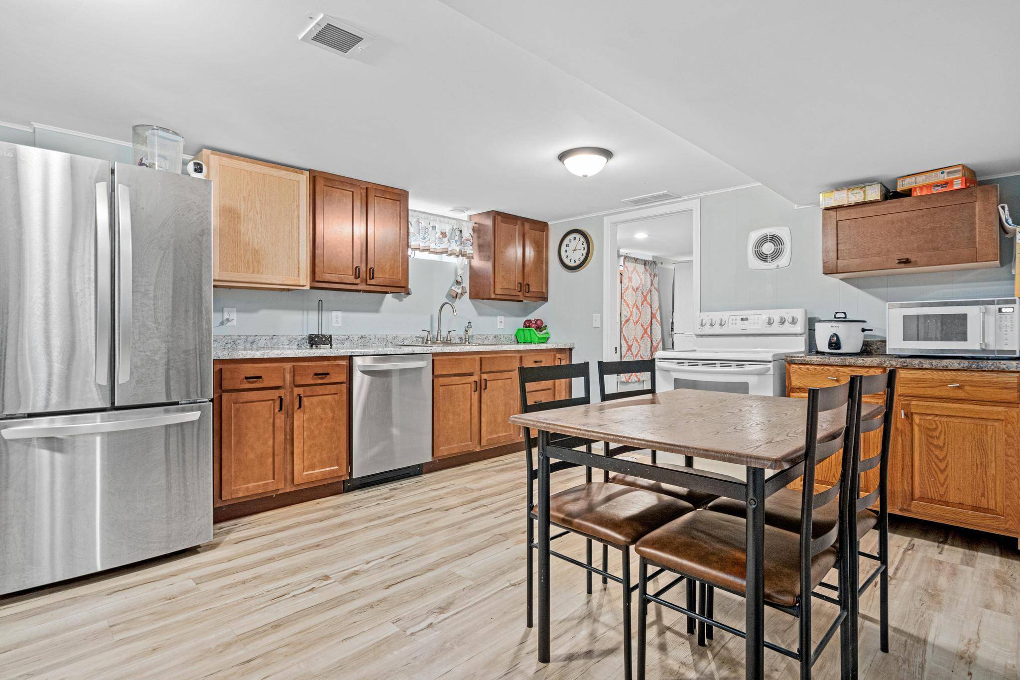 Robbinsdale, MN 55422,4531 France AVE N