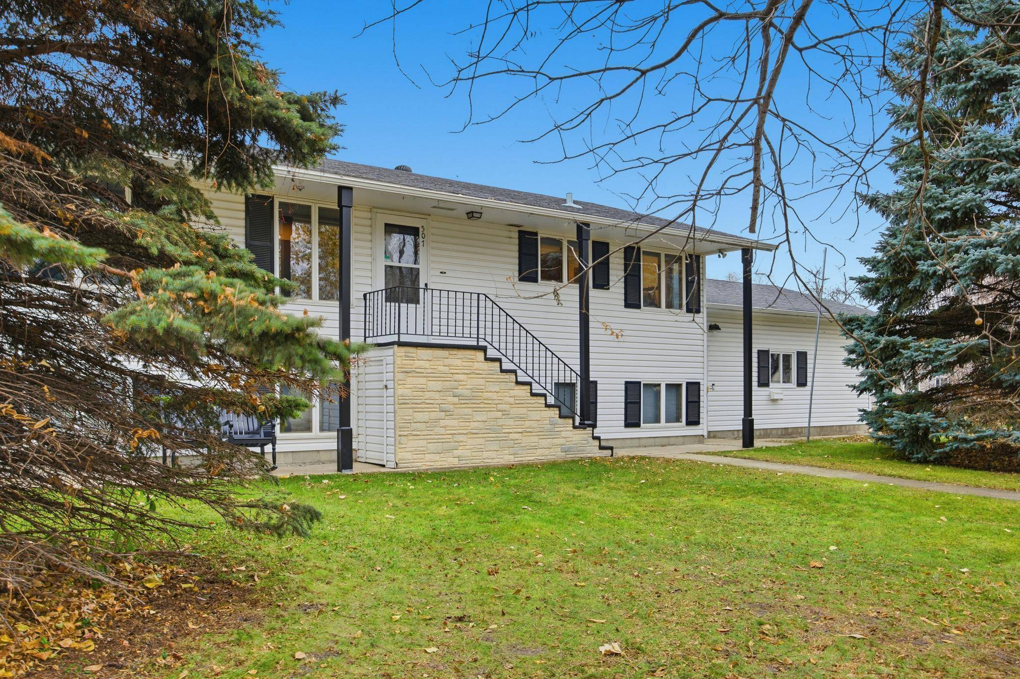 Ada, MN 56510,507 1st AVE E