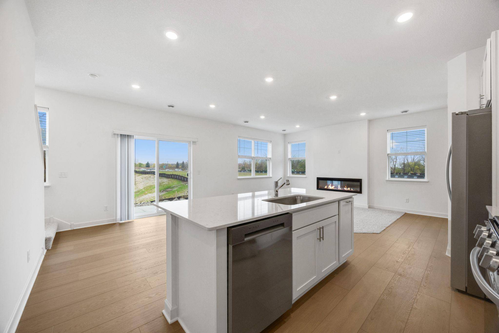 Lakeville, MN 55044,11148 203rd ST W