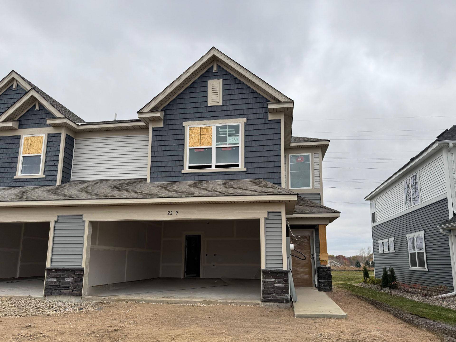 Shakopee, MN 55379,2239 Tyrone DR