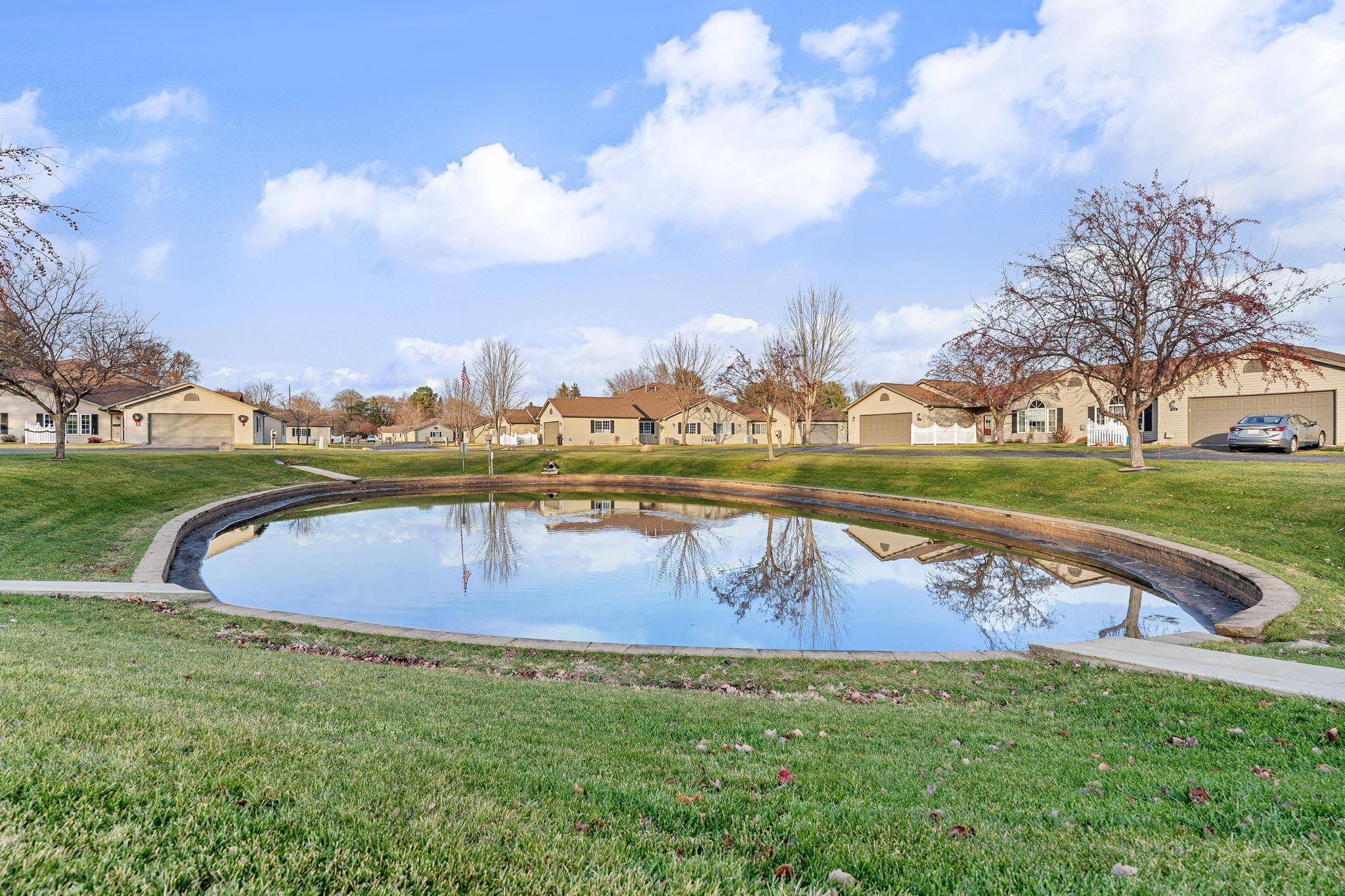 Austin, MN 55912,1710 B Carriage Home DR