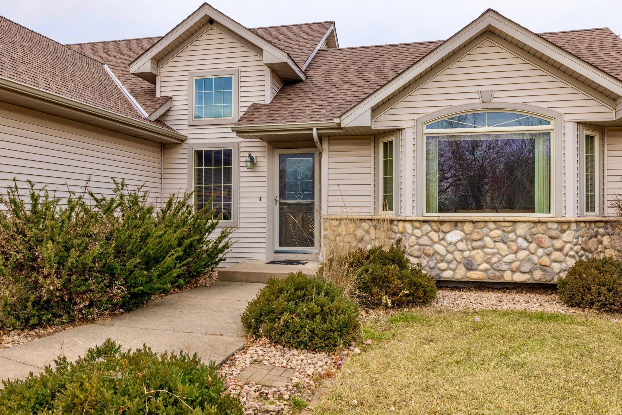 North Branch, MN 55056,5092 382nd DR