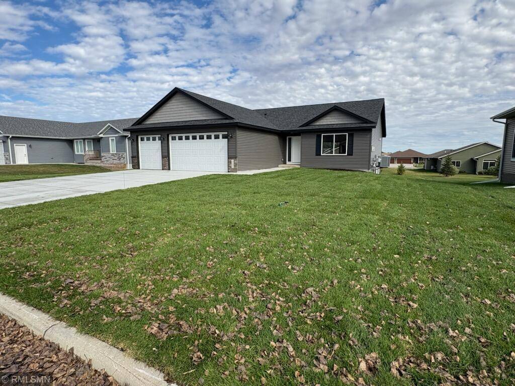 Eagle Lake, MN 56024,320 Falcon RUN