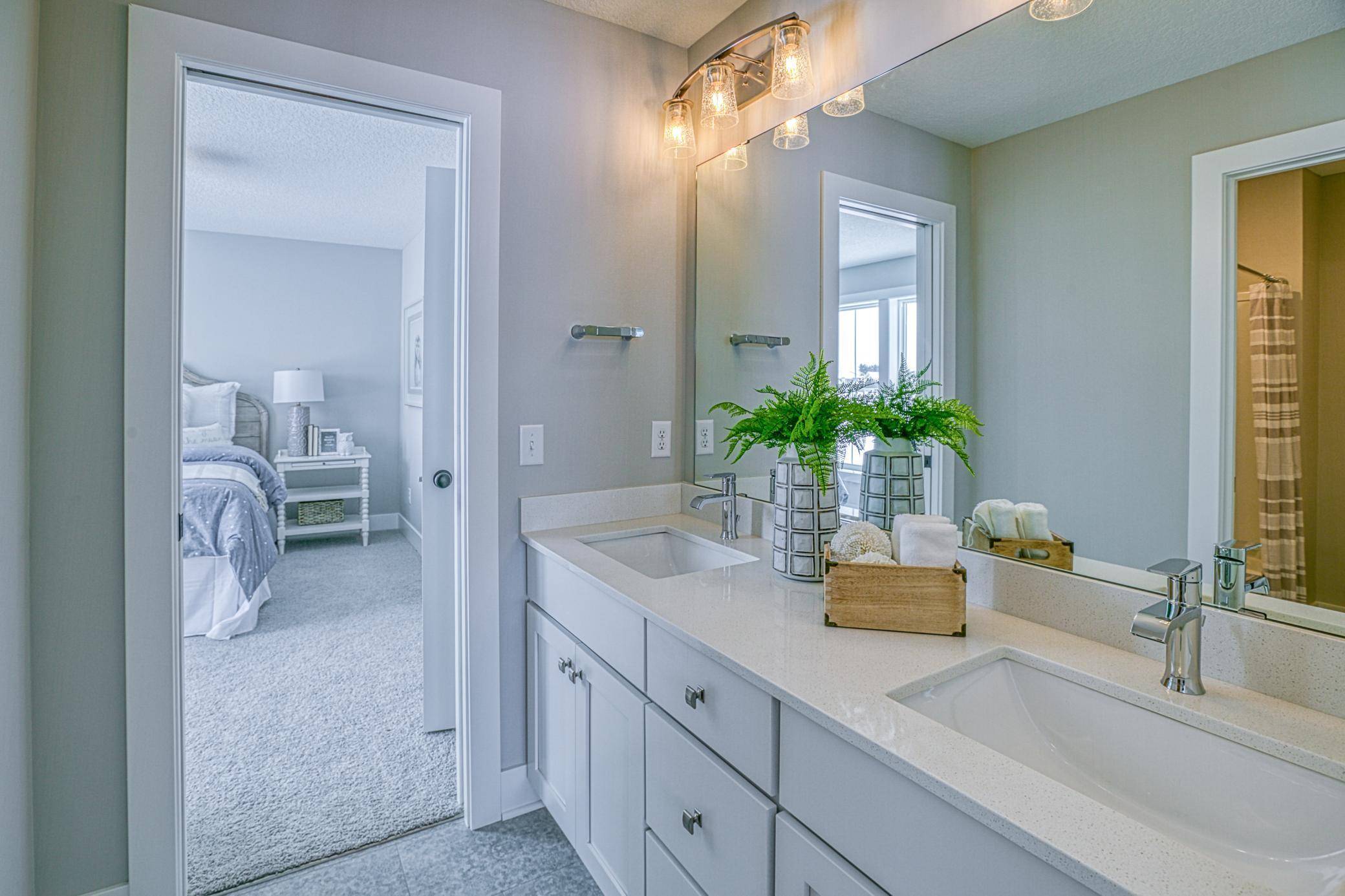 Lake Elmo, MN 55042,9733 8th ST N