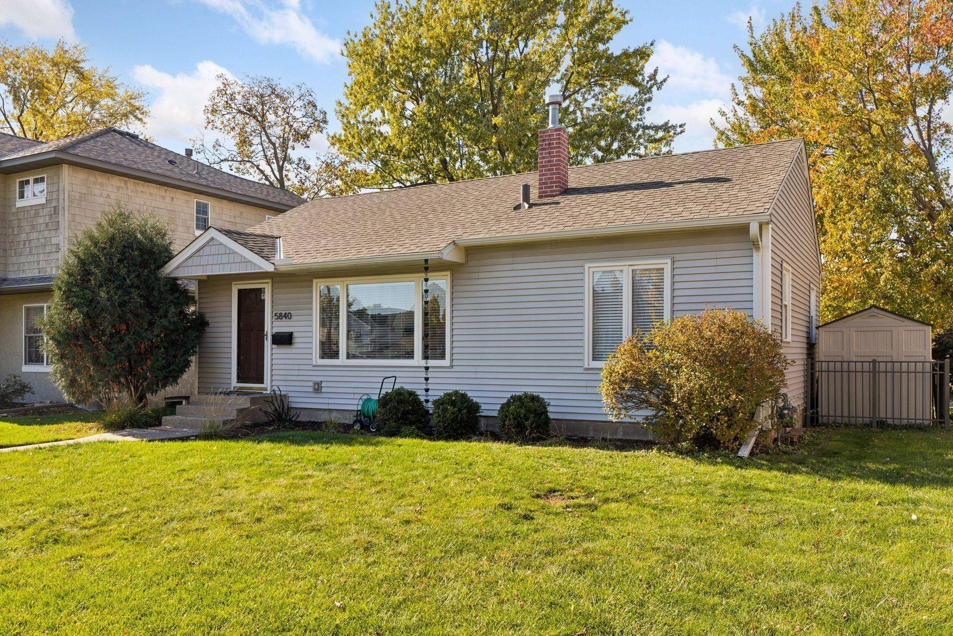 Edina, MN 55410,5840 Abbott AVE S