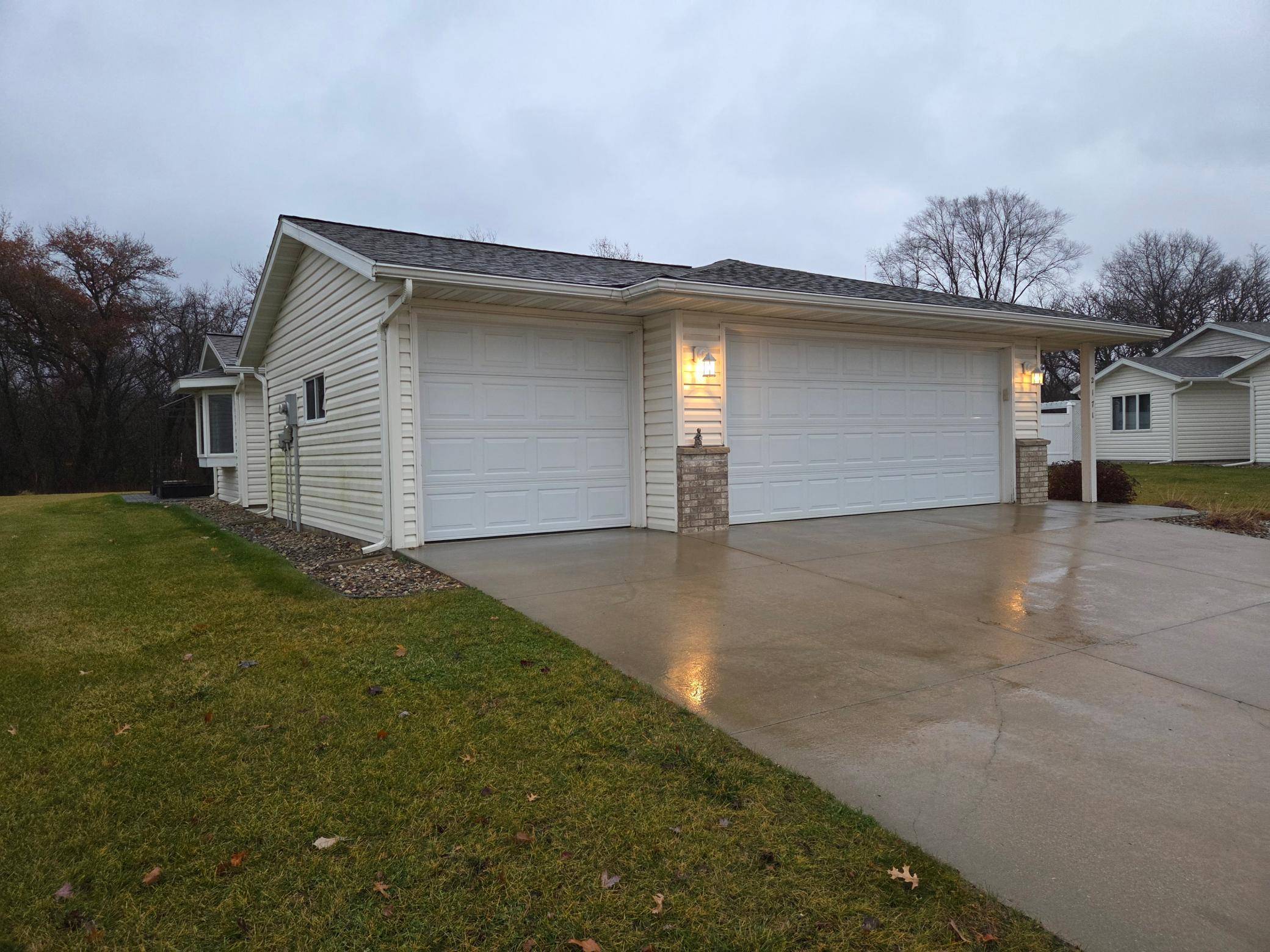 Rochester, MN 55904,2171 Mcquillan CT SE