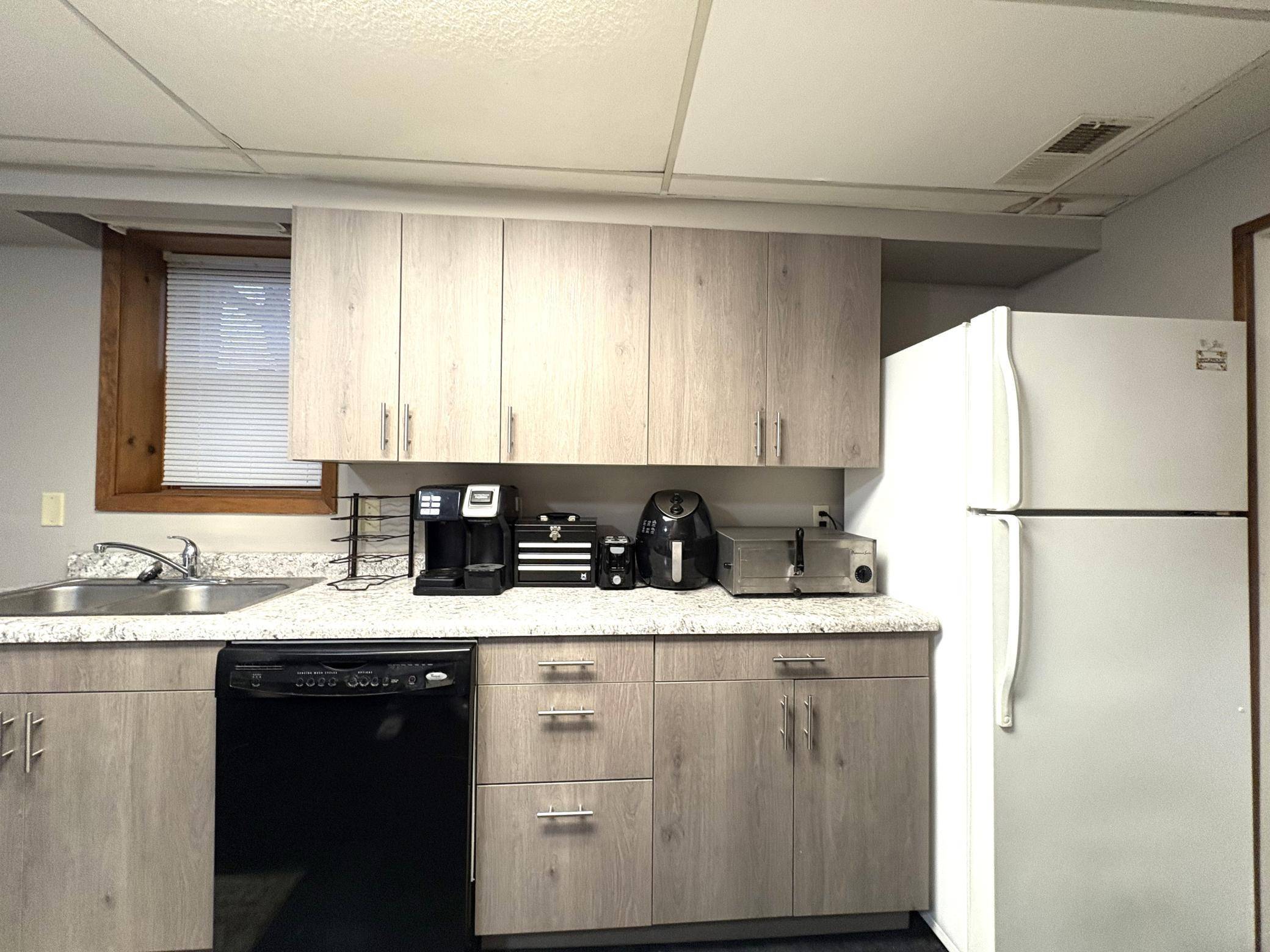 Lisbon, ND 58054,803 Ash ST