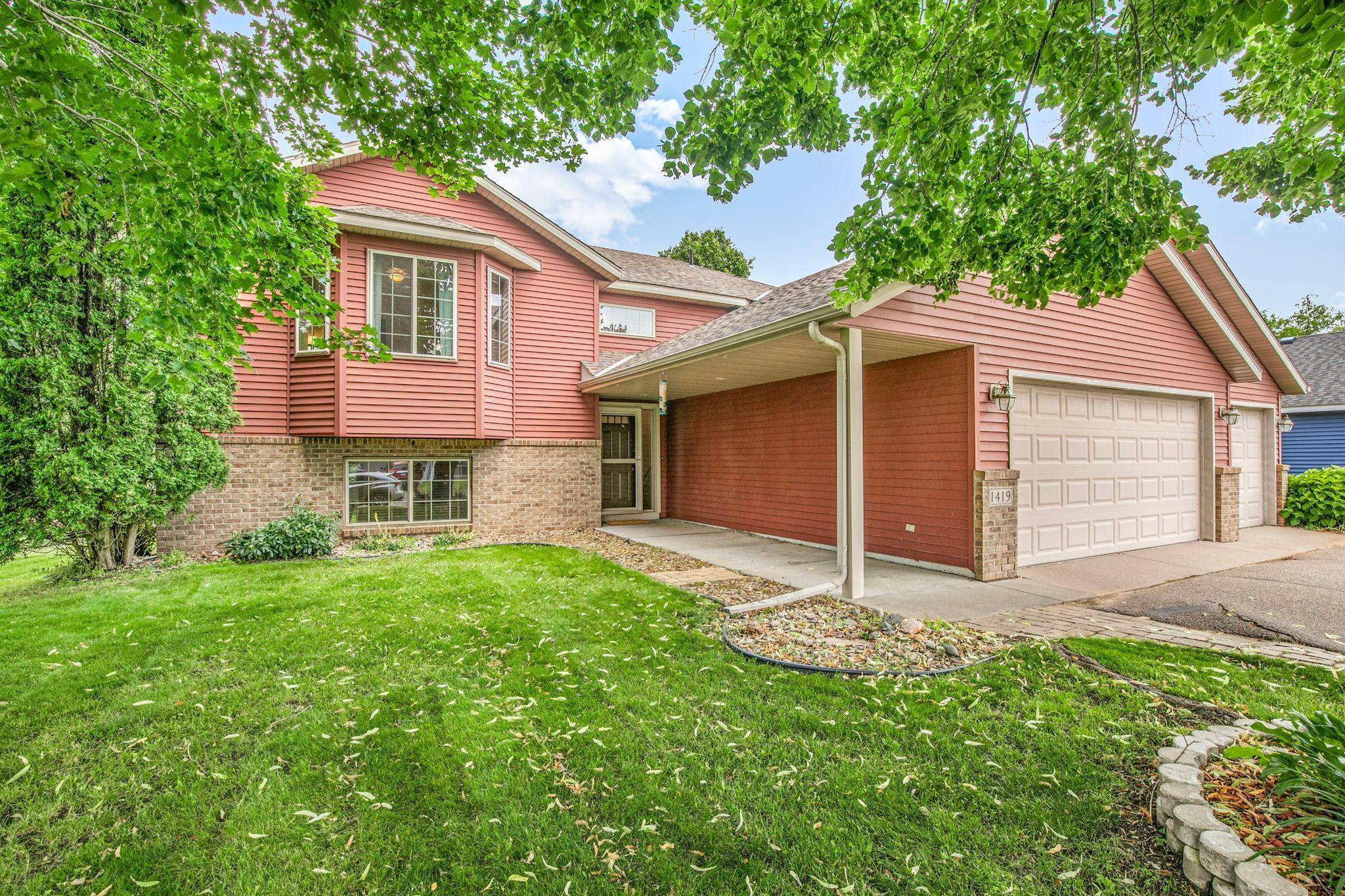 Sauk Rapids, MN 56379,1419 Hillside CT