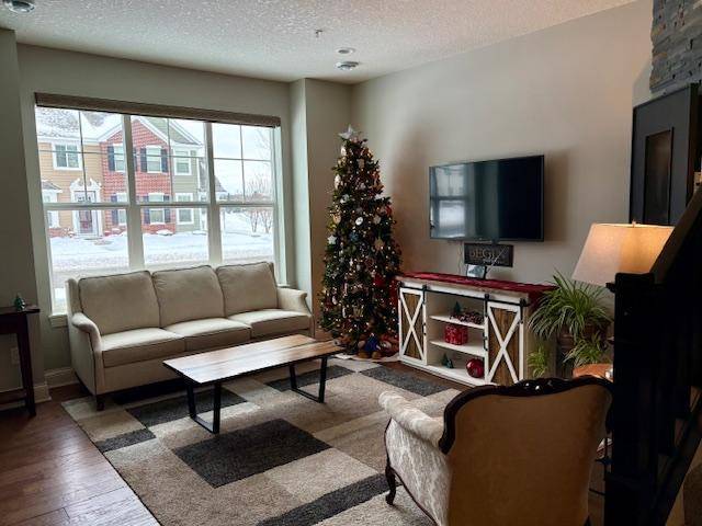 Maple Grove, MN 55369,8406 Jonquil LN N