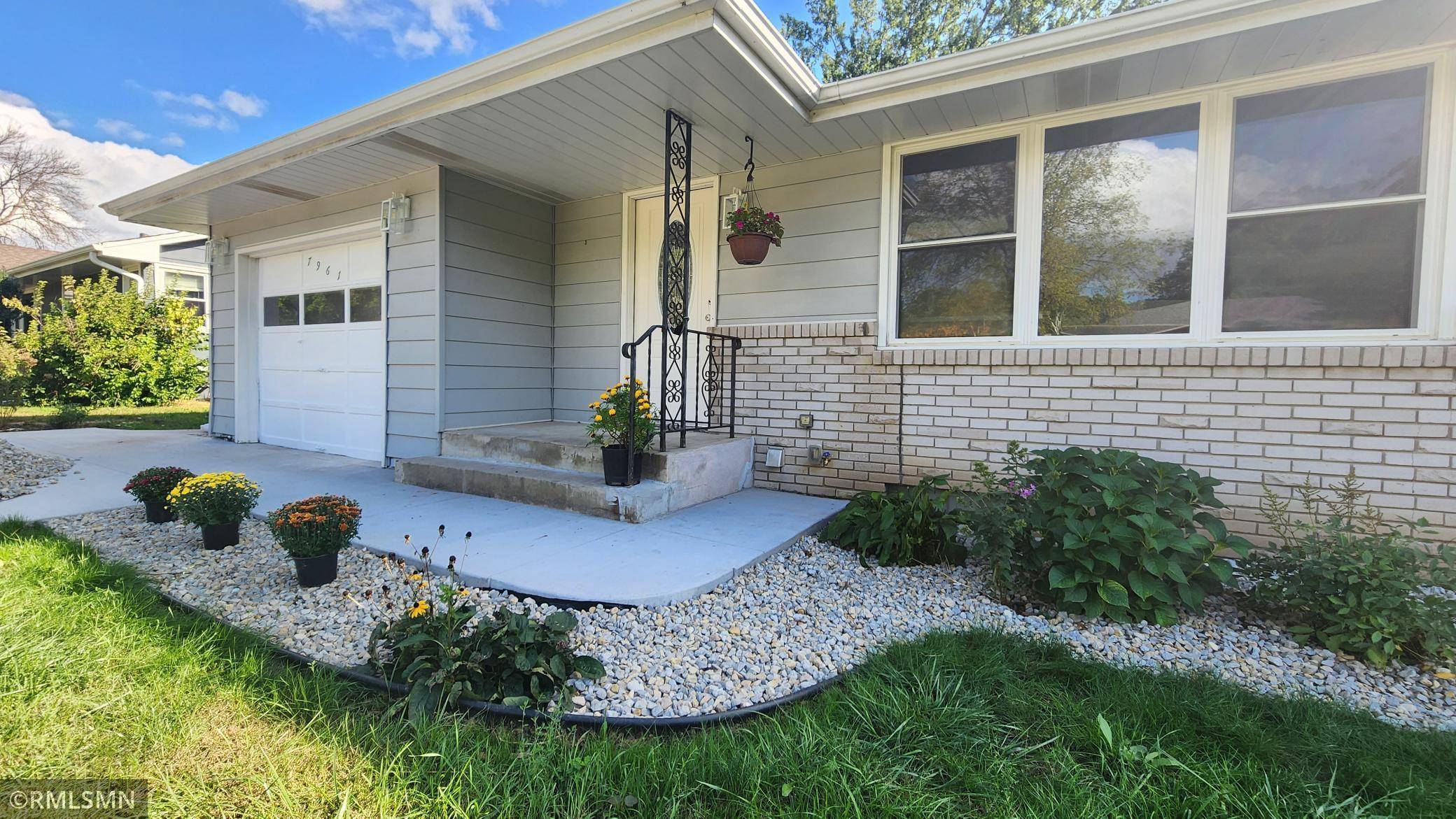 New Hope, MN 55428,7961 59th AVE N