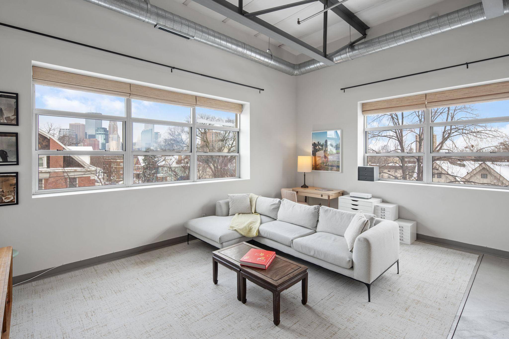 Minneapolis, MN 55404,111 E Franklin Avenue #316