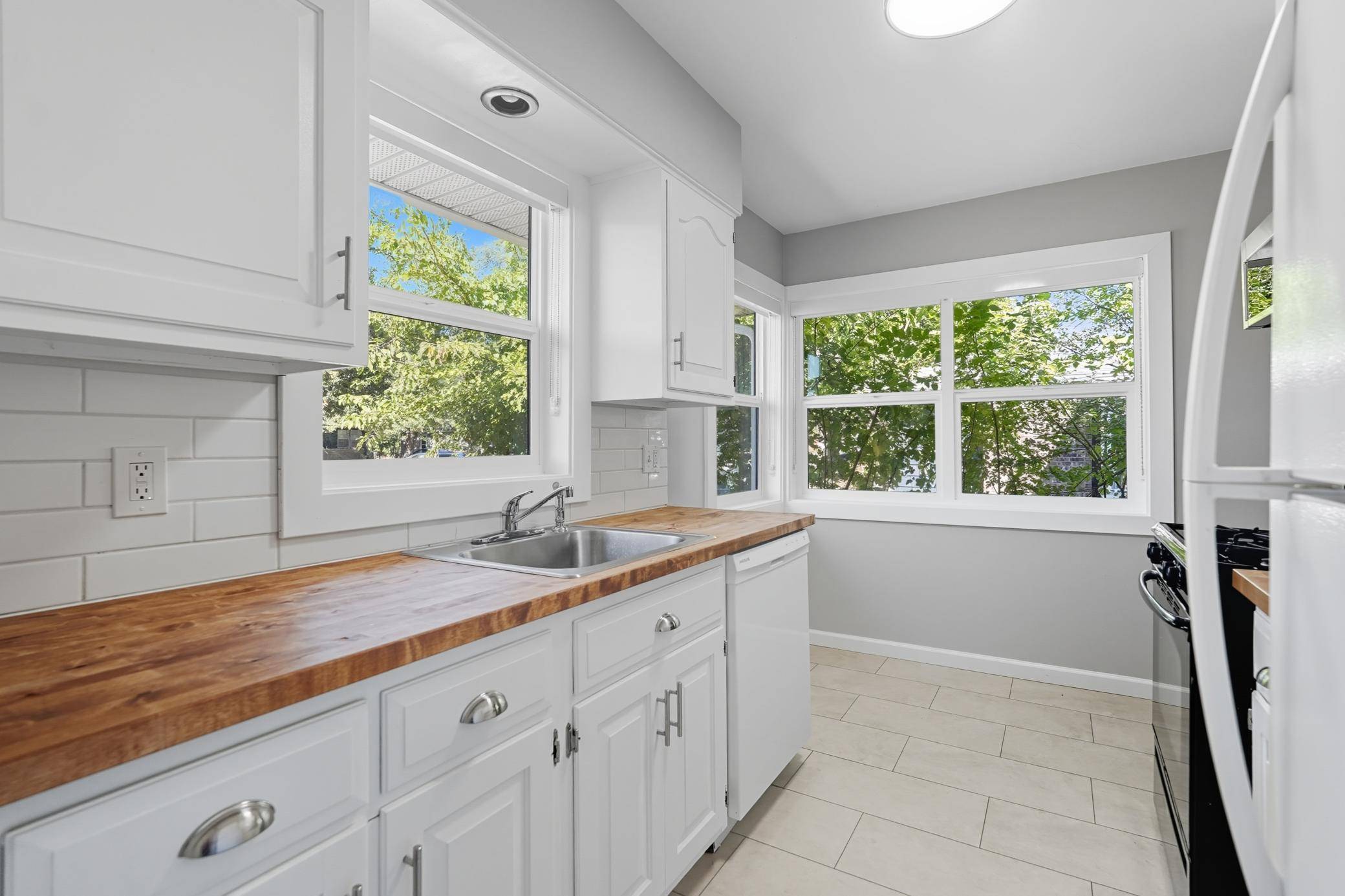 Crystal, MN 55428,4826 Idaho AVE N