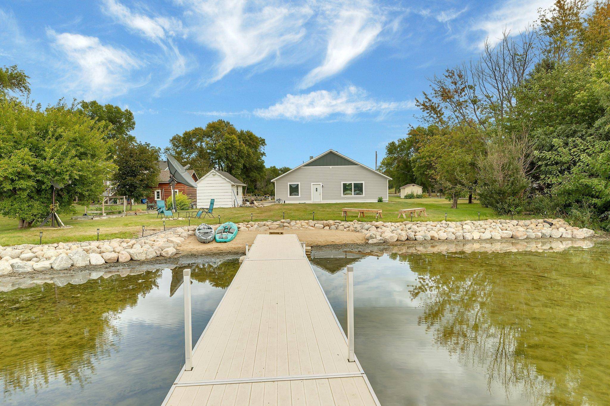 Willmar, MN 56201,4986 E Eagle Lake RD