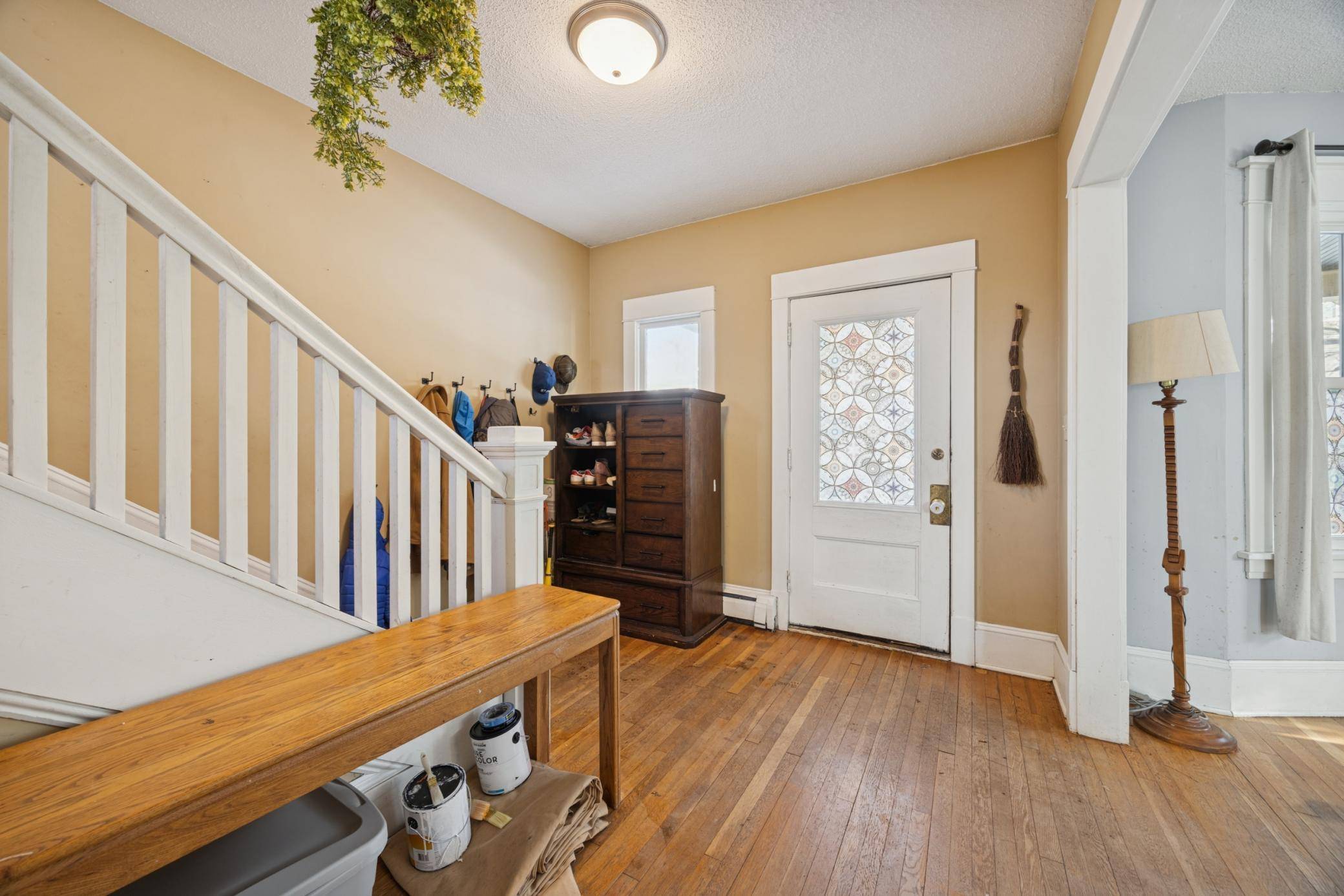 Saint Paul, MN 55104,1676 Hague AVE