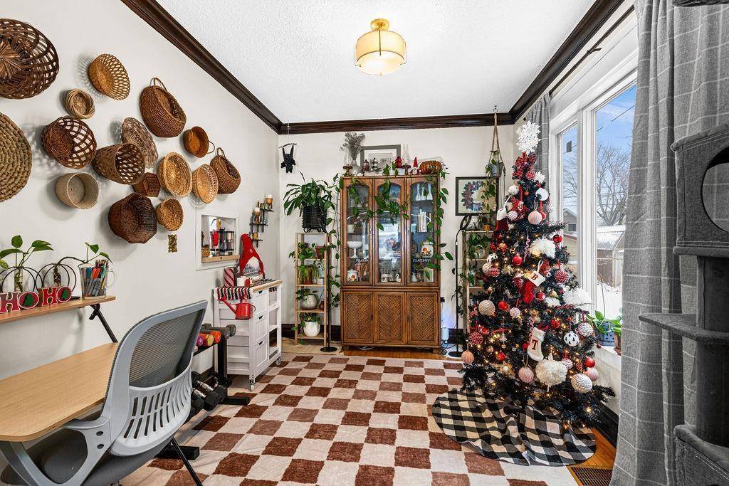 Duluth, MN 55807,3816 W 5th ST