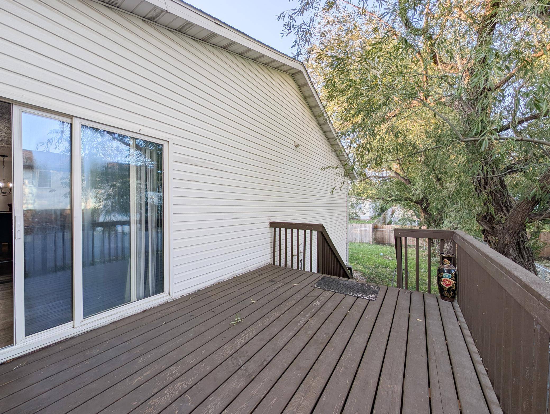 West Fargo, ND 58078,830 12th AVE W