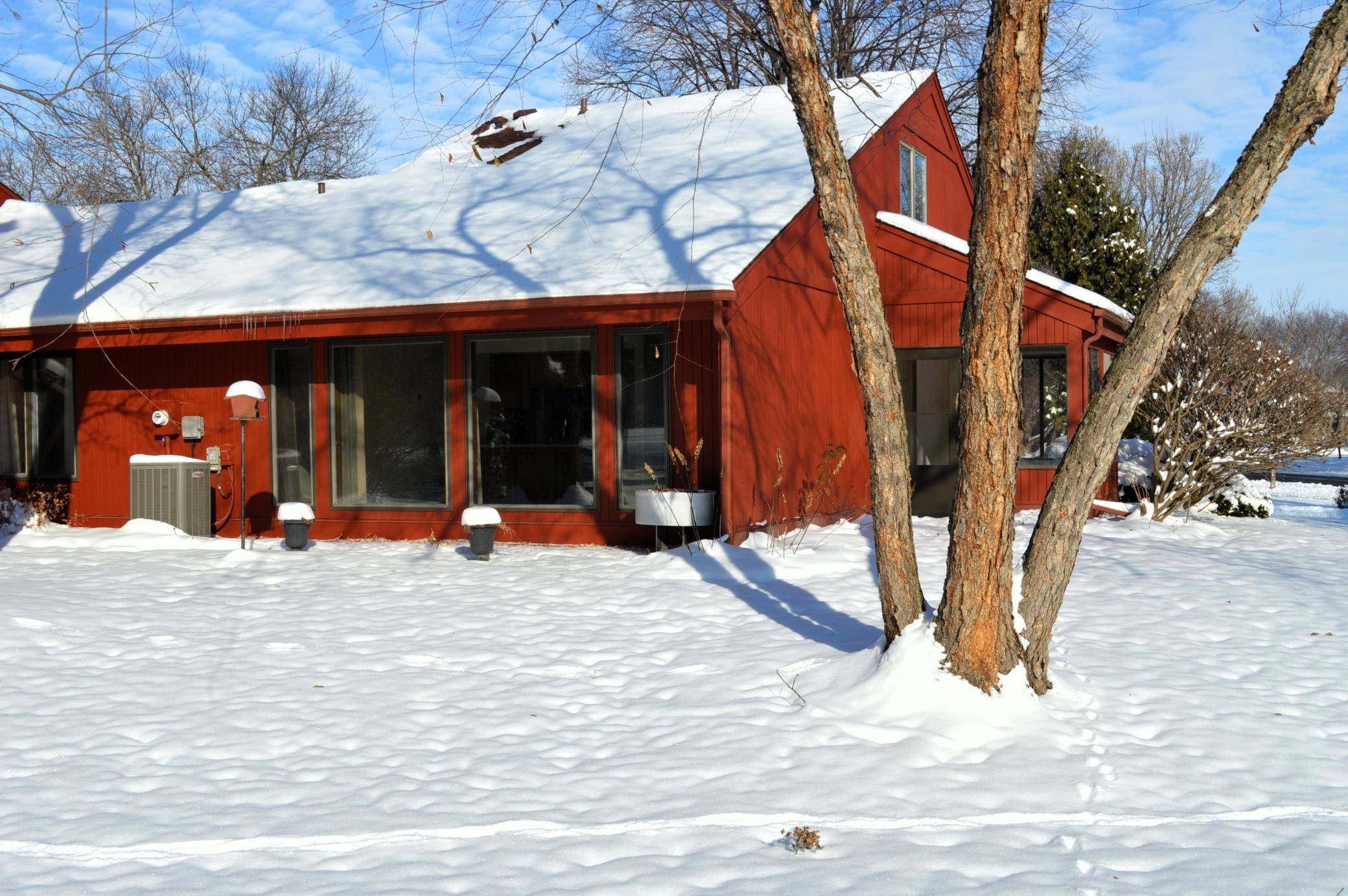 Northfield, MN 55057,651 Lincoln ST N