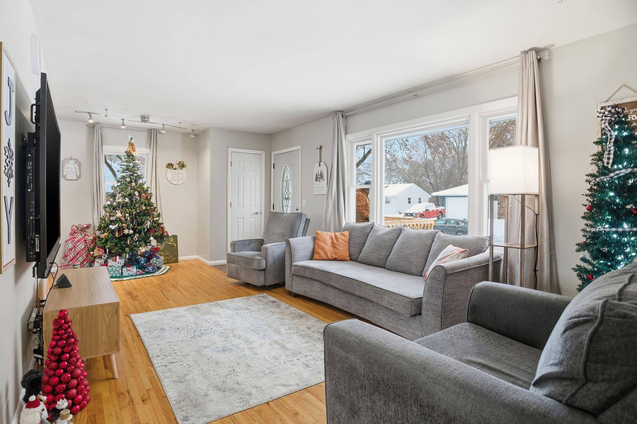 Brooklyn Center, MN 55429,6110 Regent AVE N