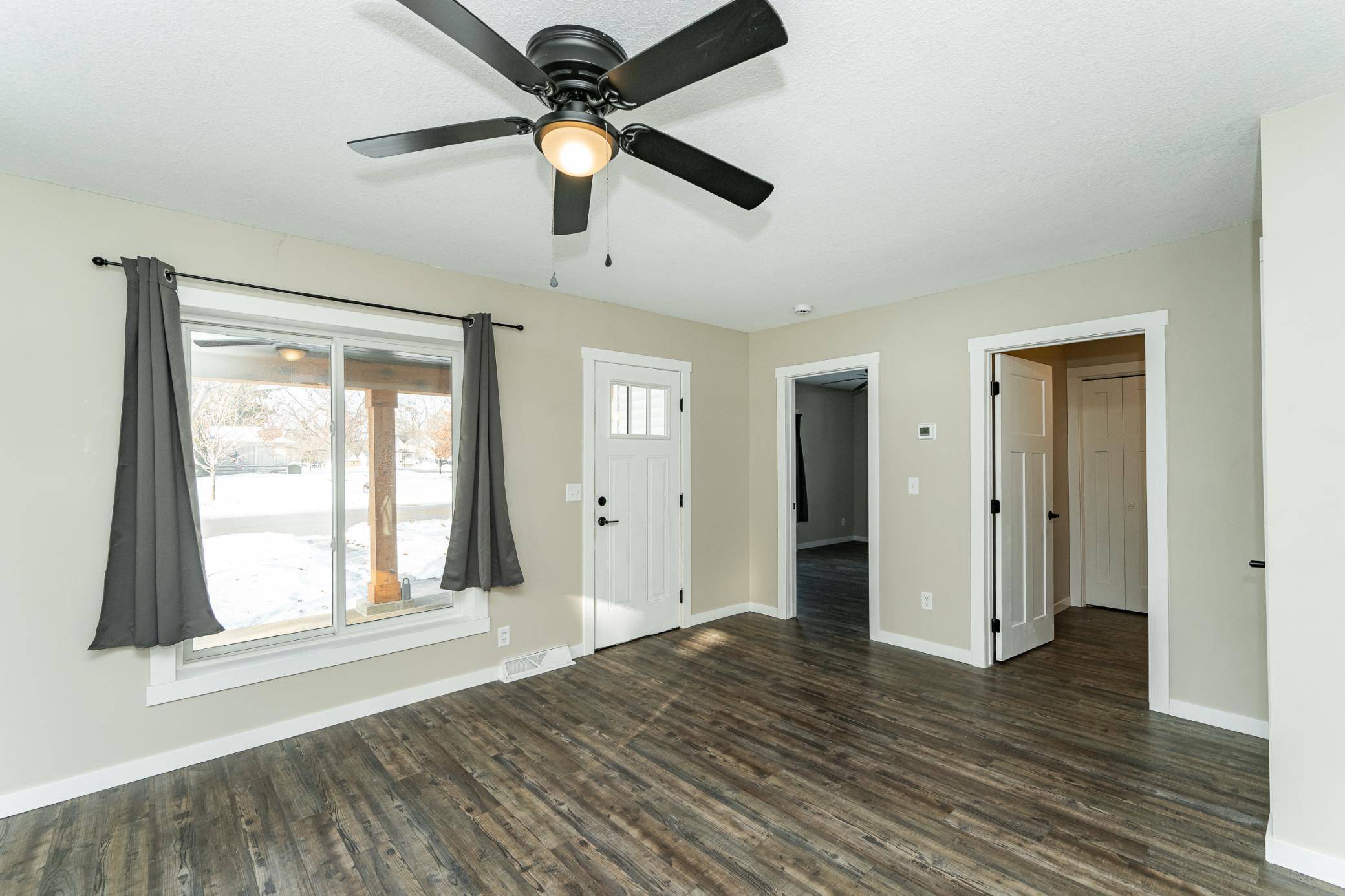 Kasson, MN 55944,208 3rd Avenue NW