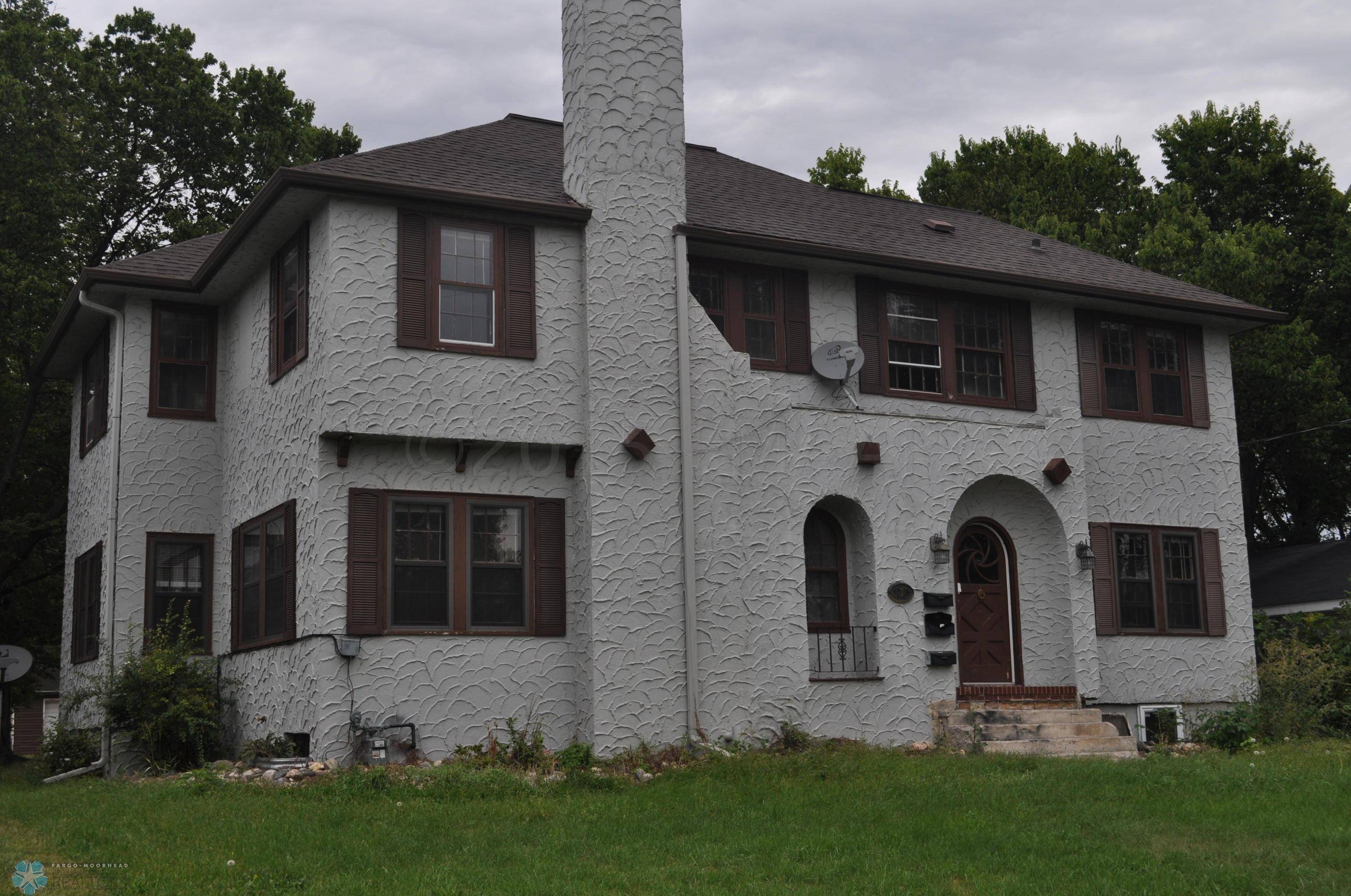 Fargo, ND 58102,717 8 AVE N