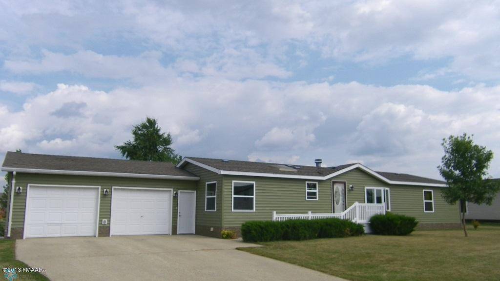 Gwinner, ND 58040,503 5TH ST NW